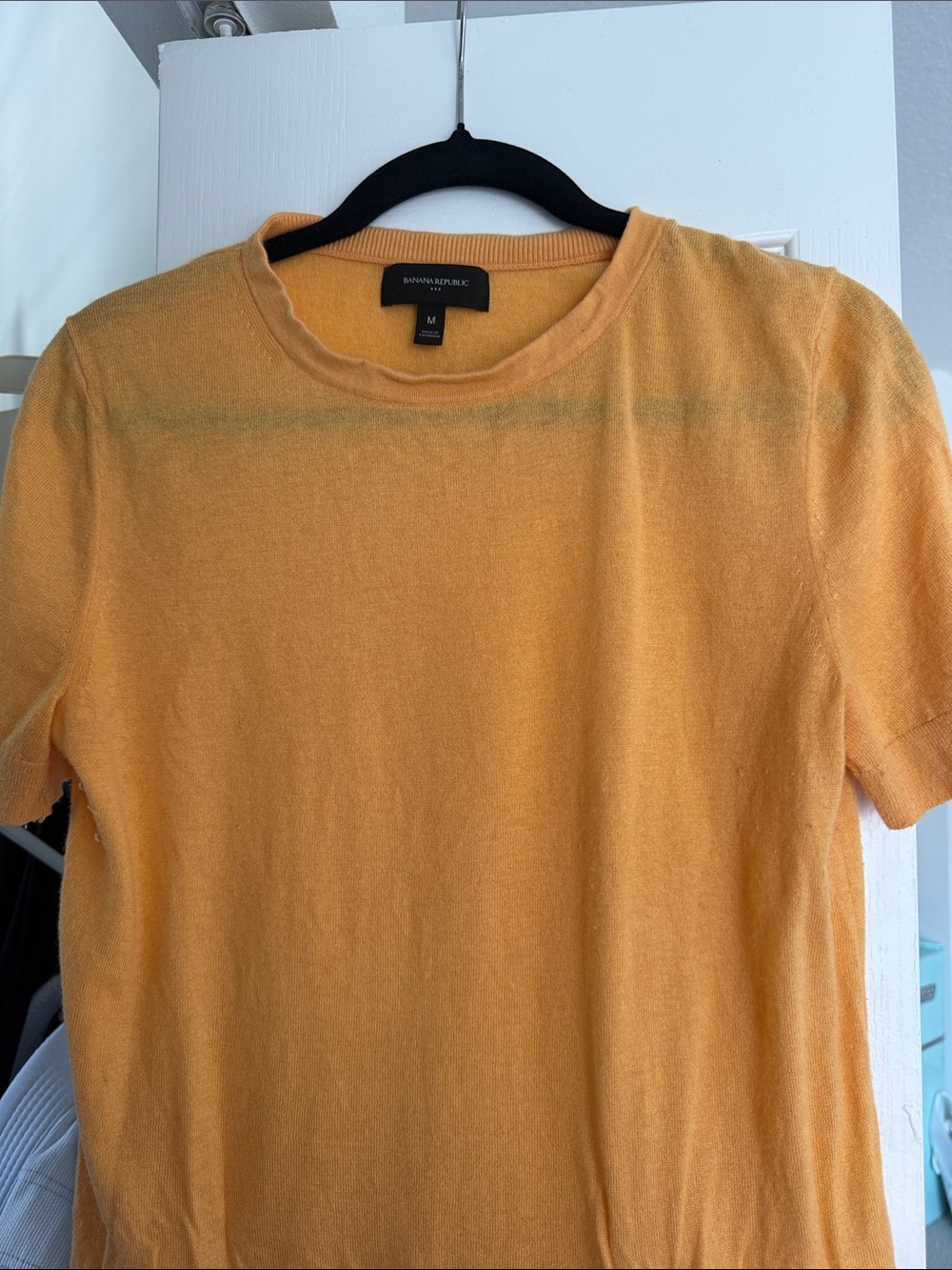 Banana Republic Men’s Orange Short-Sleeve Crew Tee